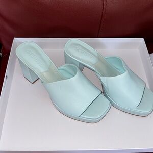 Schutz- Ammy Mule in soft sky